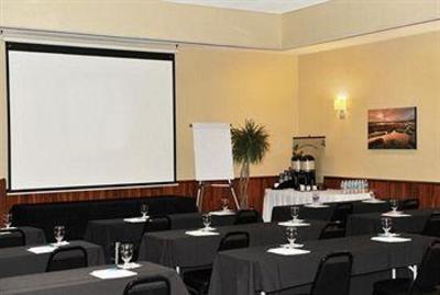 фото отеля Four Points by Sheraton Jacksonville Baymeadows