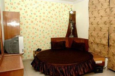 фото отеля Yuvraj Deluxe Hotel