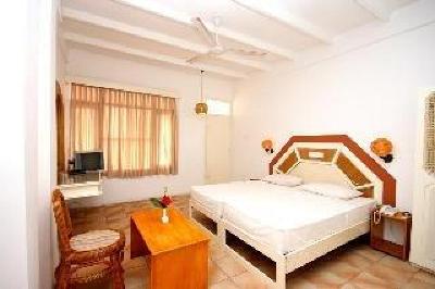 фото отеля Lavendish Beach Resort