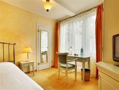 фото отеля Hotel Bellmoor im Dammtorpalais