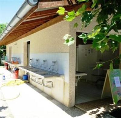 фото отеля Camping Les Charmilles