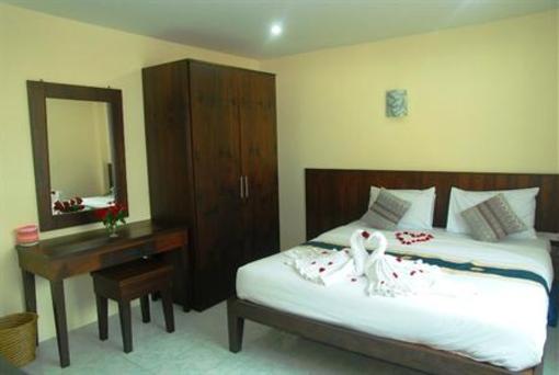 фото отеля Patong Palm Guesthouse