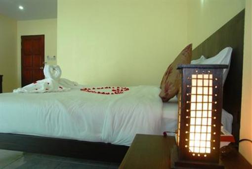 фото отеля Patong Palm Guesthouse