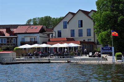 фото отеля Müritzterrasse