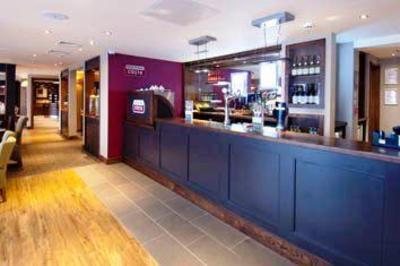фото отеля Premier Inn Maidstone Town Centre