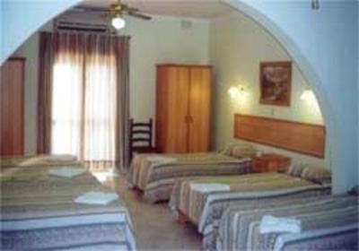 фото отеля Buccaneers Guest House