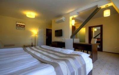 фото отеля Hotel Golden Time