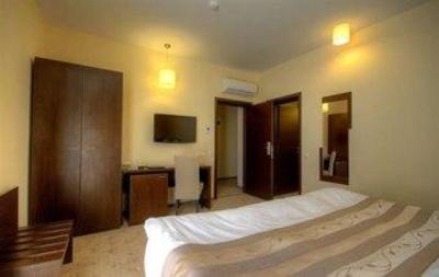 фото отеля Hotel Golden Time