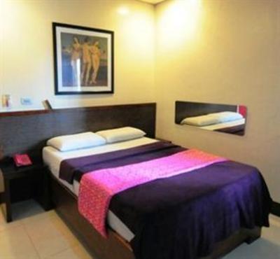 фото отеля Mariposa Budget Hotel Marikina
