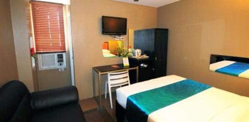 фото отеля Mariposa Budget Hotel Marikina