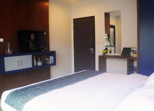 фото отеля Calypso Patong Hotel
