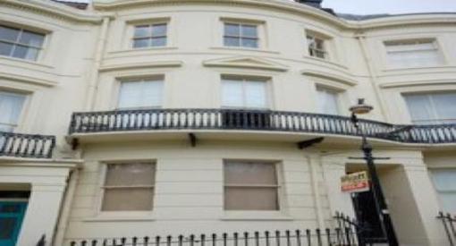фото отеля TH - 4 Powis Square