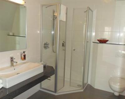 фото отеля Hotel Seeblick Lembruch