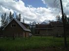 фото отеля Glacier Inn Tete Jaune