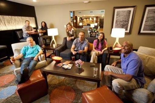фото отеля Staybridge Suites Atlanta Airport