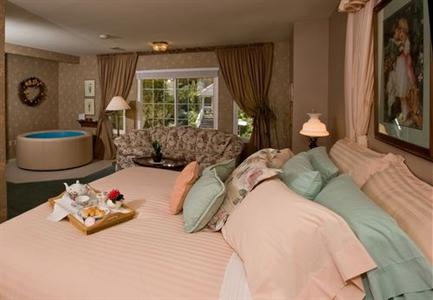 фото отеля Abella Garden Inn Bed & Breakfast