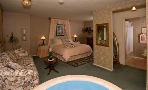 фото отеля Abella Garden Inn Bed & Breakfast