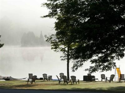 фото отеля Lakewoods Cottage Resort