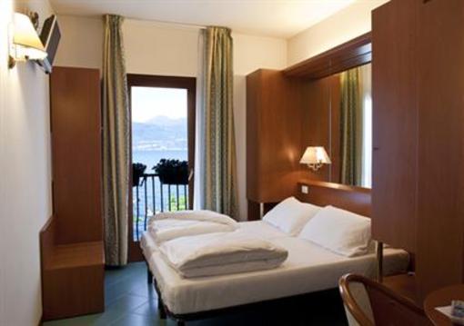 фото отеля Pai Hotel Torri del Benaco