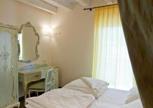 фото отеля Pai Hotel Torri del Benaco