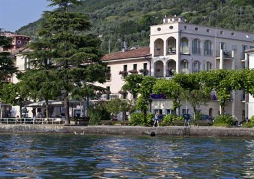 фото отеля Pai Hotel Torri del Benaco