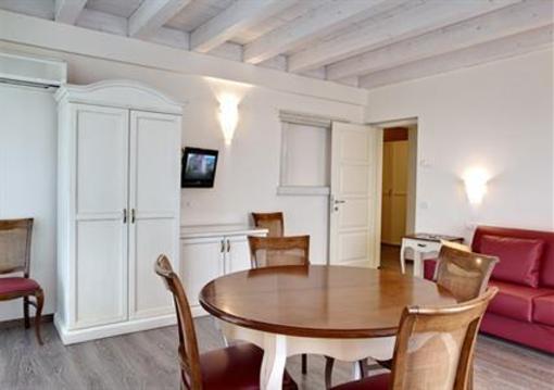 фото отеля Pai Hotel Torri del Benaco