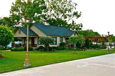 фото отеля Silver Sycamore Bed and Breakfast