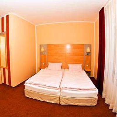 фото отеля Hotel Omega Zlocieniec