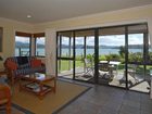 фото отеля Pawhaoa Bay Lodge