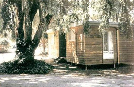фото отеля Castlemaine Central Cabin & Van Park