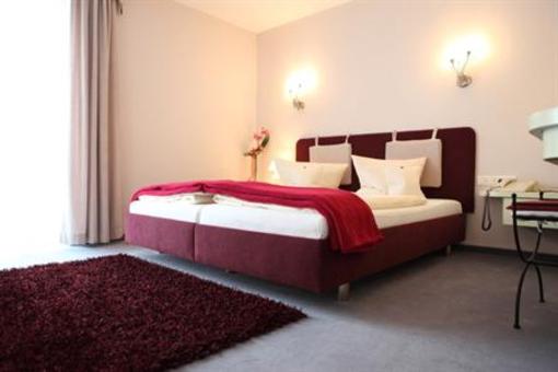 фото отеля Maximilian Garni Hotel