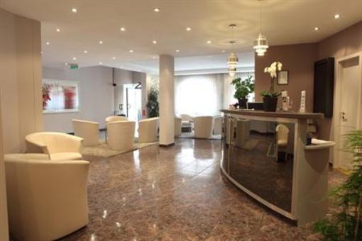 фото отеля Maximilian Garni Hotel