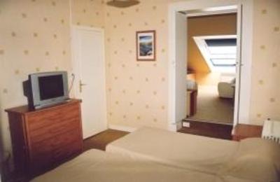 фото отеля Hotel Le Duguesclin