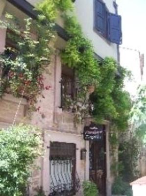 фото отеля Zeytin Pension Ayvalik