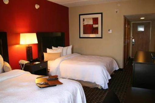 фото отеля Hampton Inn & Suites Houston Clear Lake Webster