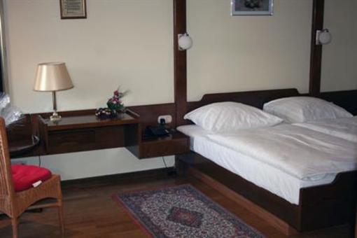 фото отеля Landgasthof Hotel Krone Eberstadt