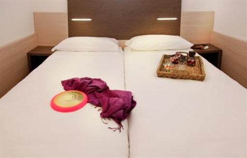 фото отеля Appartamenti Camping Maroadi