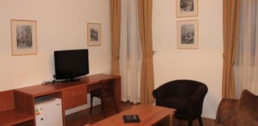 фото отеля Hunting Lodge