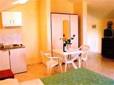 фото отеля Apartments Jermen Zadar