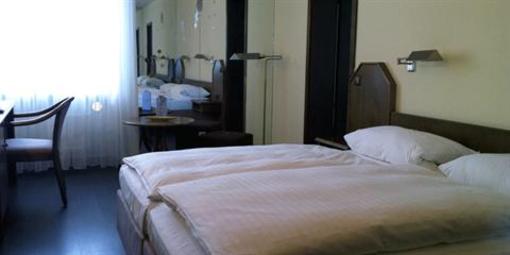 фото отеля Hotel Kraski