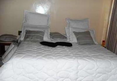 фото отеля OTJ Pride Guest House
