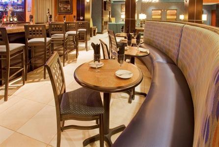 фото отеля Holiday Inn Fort Worth North-Fossil Creek