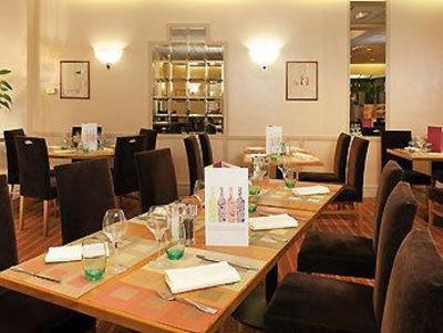 фото отеля Mercure Paris Porte d'Orleans