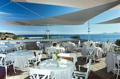 фото отеля Cap d'Antibes Beach Hotel