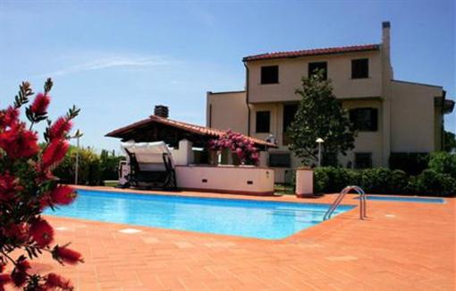 фото отеля Villa Lavinia B&B