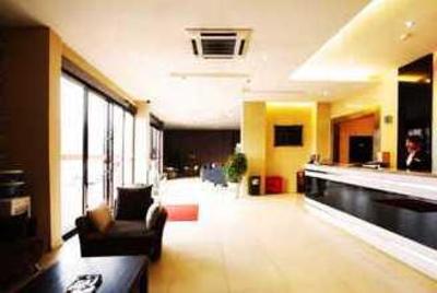 фото отеля Yijia Business Hotel Wuhan Hankou