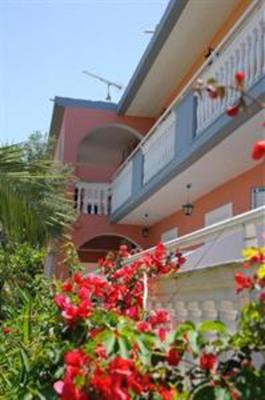 фото отеля Callinica Hotel & Apartments