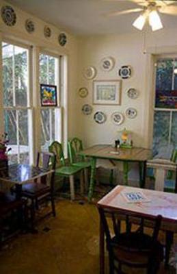 фото отеля Hibiscus Coffee and Guesthouse