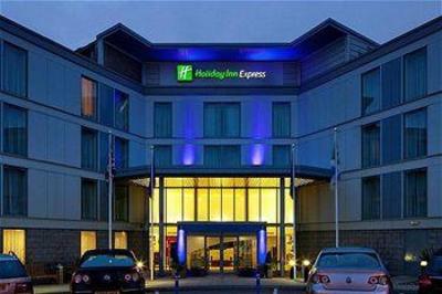 фото отеля Holiday Inn Express London Airport Stansted