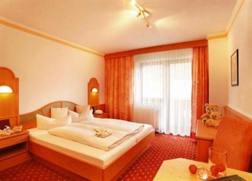 фото отеля Hotel Romantica Jerzens